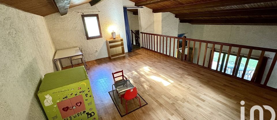 Maison traditionnelle 5 pièces de 178 m² à Saint-Restitut (26130)