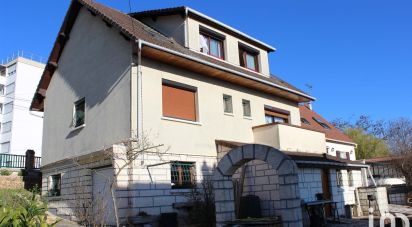 House 5 rooms of 125 m² in Corbeil-Essonnes (91100)