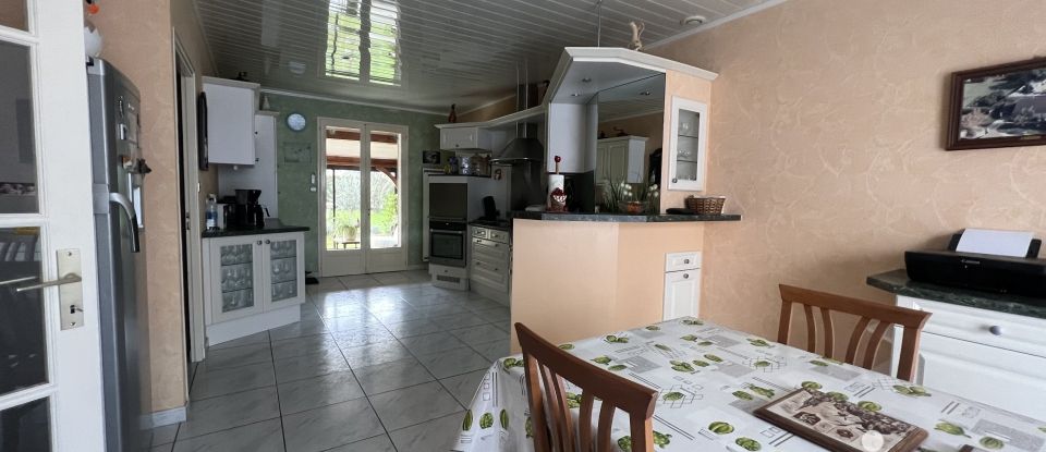 Maison 4 pièces de 130 m² à Saint-Mesmin (85700)