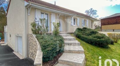 Maison 6 pièces de 143 m² à Montluçon (03100)