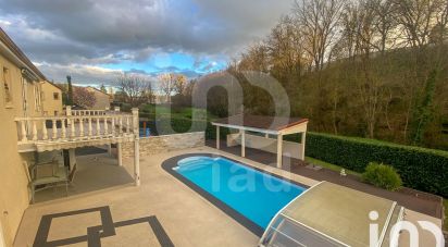 House 6 rooms of 143 m² in Montluçon (03100)