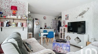 Appartement 3 pièces de 53 m² à Saint-Denis (93210)