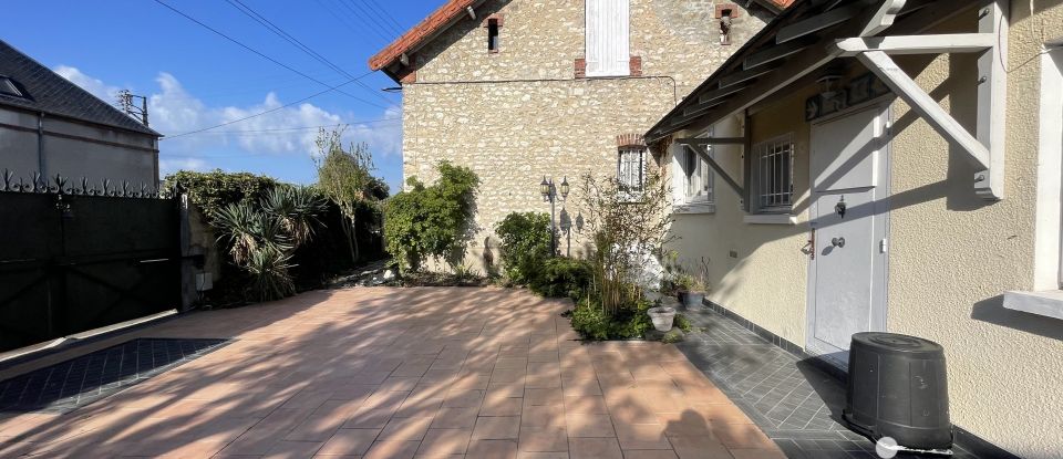 Traditional house 5 rooms of 155 m² in Châlette-sur-Loing (45120)