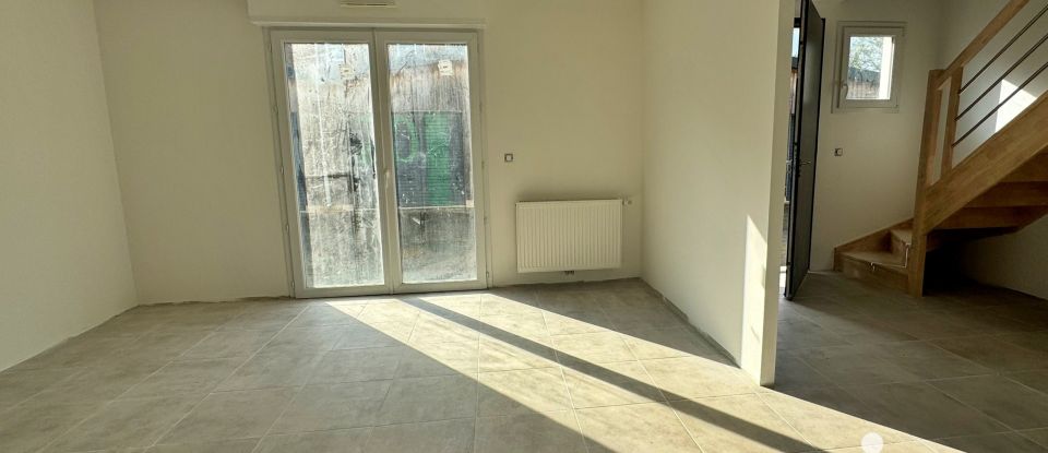 House 5 rooms of 90 m² in - (85600)
