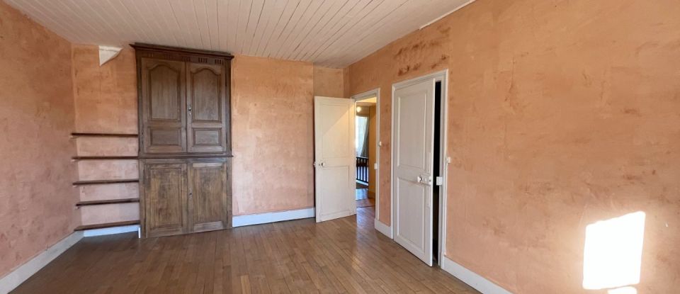 Maison 5 pièces de 176 m² à Auberive (52160)