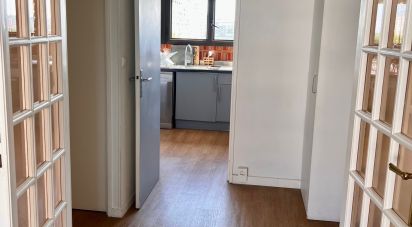 Appartement 3 pièces de 65 m² à Bordeaux (33300)