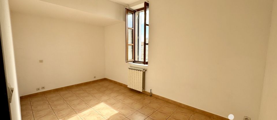 Building in Bernis (30620) of 190 m²