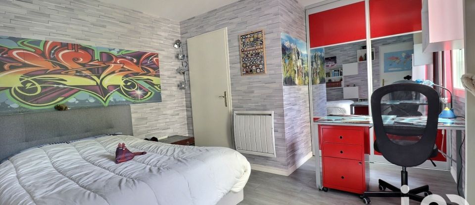 Appartement 5 pièces de 102 m² à Viry-Châtillon (91170)