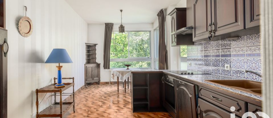 Appartement 4 pièces de 105 m² à Sainte-Foy-lès-Lyon (69110)
