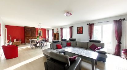 Maison traditionnelle 8 pièces de 162 m² à Varennes-Jarcy (91480)