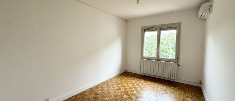 House 6 rooms of 140 m² in Drancy (93700)