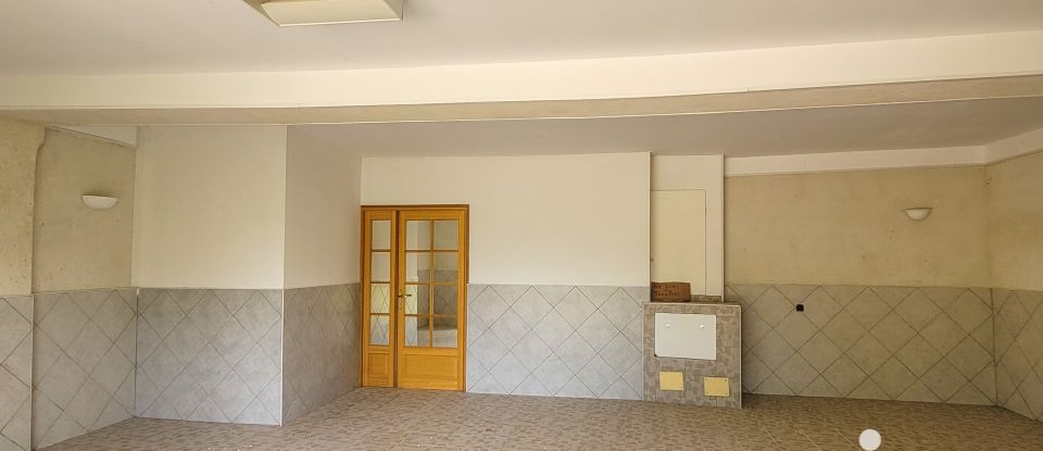 Maison traditionnelle 5 pièces de 156 m² à Varages (83670)