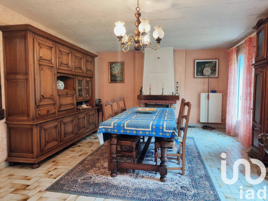 Maison traditionnelle 4 pièces de 83 m² à Juvigny (51150)