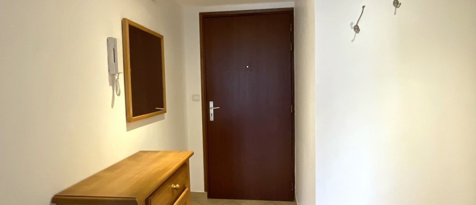 Apartment 2 rooms of 54 m² in Thyez (74300)