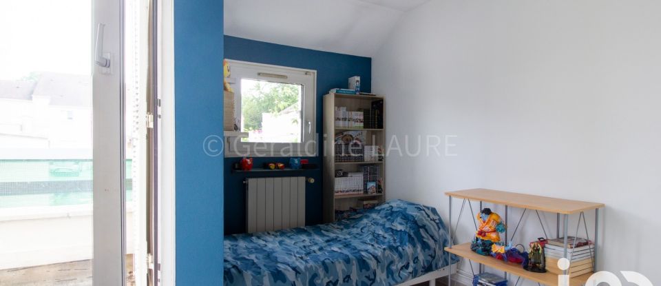 House 5 rooms of 94 m² in Champigny-sur-Marne (94500)