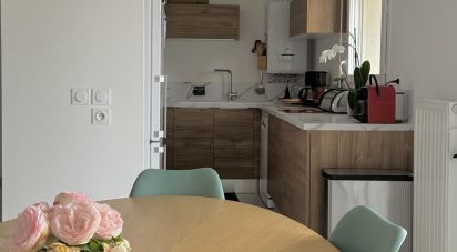 Apartment 3 rooms of 62 m² in L'Isle-sur-la-Sorgue (84800)
