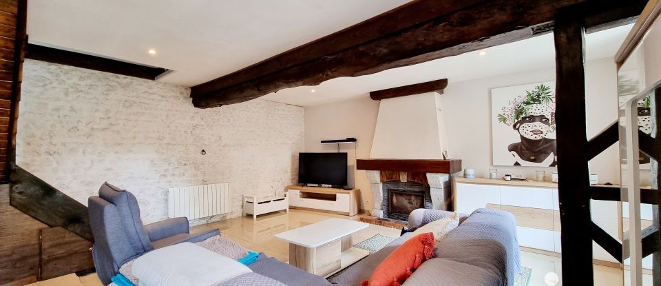 Village house 4 rooms of 88 m² in Tillay-le-Péneux (28140)
