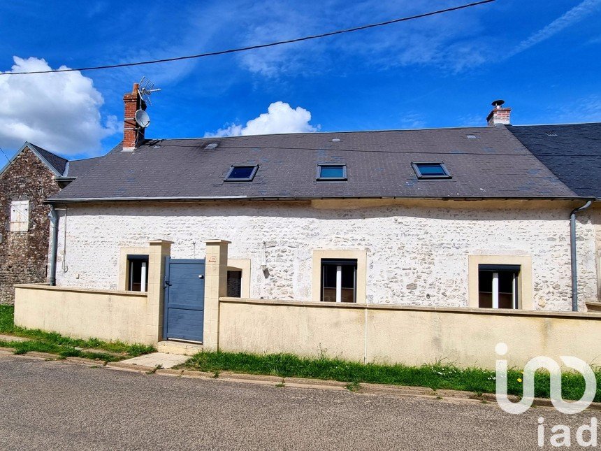 Maison de village 4 pièces de 88 m² à Tillay-le-Péneux (28140)