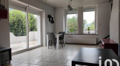 House 4 rooms of 70 m² in Bogny-sur-Meuse (08120)