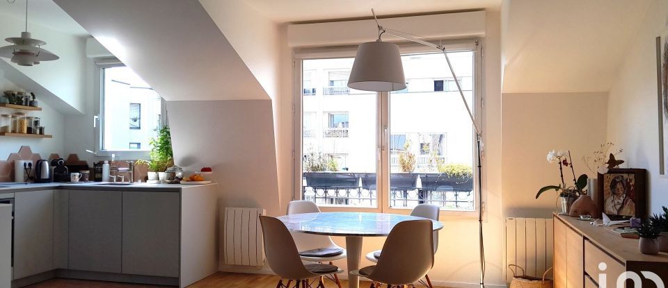 Appartement 5 pièces de 96 m² à Paris (75019)