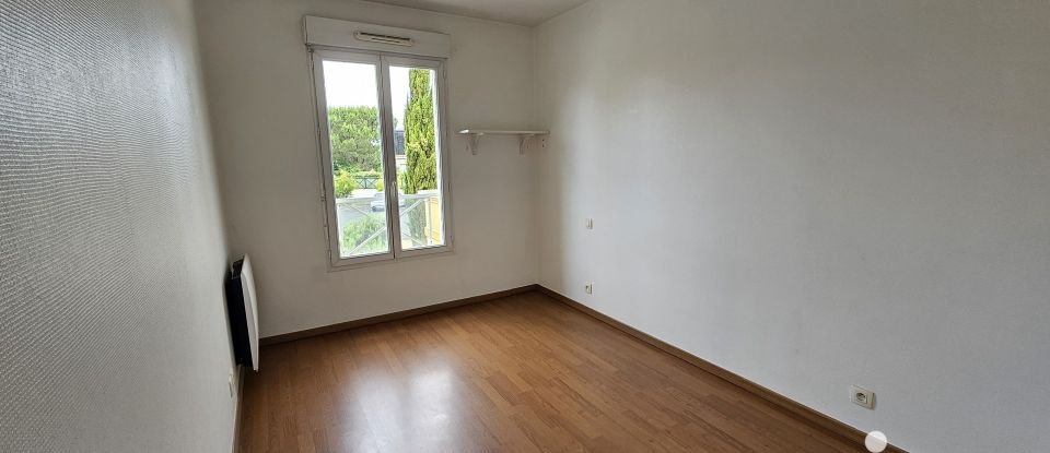 Apartment 3 rooms of 55 m² in Villenave-d'Ornon (33140)