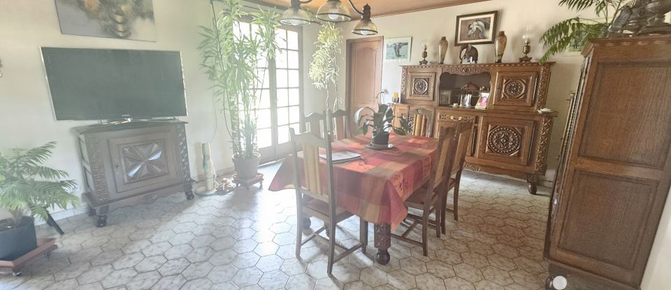 Country house 5 rooms of 146 m² in Nieulle-sur-Seudre (17600)