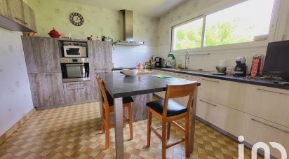 Traditional house 5 rooms of 182 m² in Saint-Vivien-de-Médoc (33590)