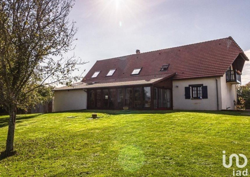 House 9 rooms of 296 m² in Gaillon (27600)