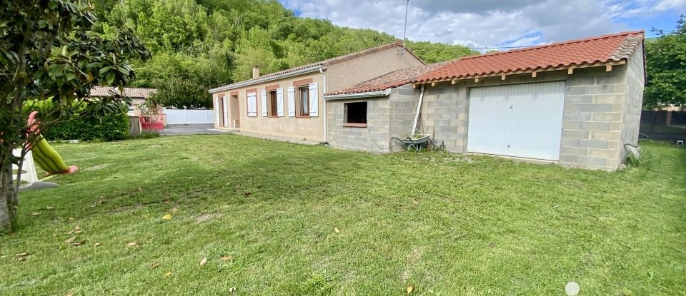 Maison 4 pièces de 115 m² à Roquefort-sur-Garonne (31360)