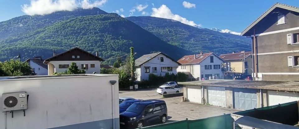 Apartment 3 rooms of 68 m² in Albertville (73200)