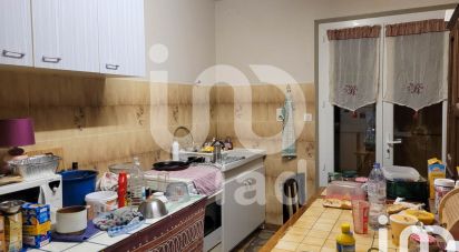 Maison 4 pièces de 87 m² à Villefranche-d'Allier (03430)