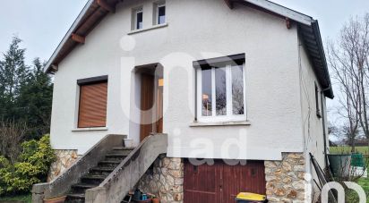 House 4 rooms of 87 m² in Villefranche-d'Allier (03430)