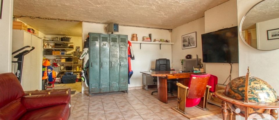 Maison traditionnelle 5 pièces de 154 m² à Nanterre (92000)