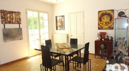 House 11 rooms of 268 m² in Villeneuve-lès-Avignon (30400)