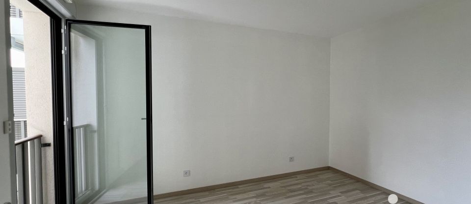 Appartement 3 pièces de 72 m² à Tours (37100)