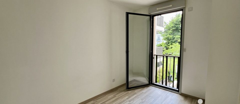 Appartement 3 pièces de 72 m² à Tours (37100)