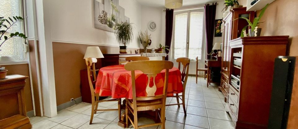 House 8 rooms of 175 m² in Pithiviers (45300)