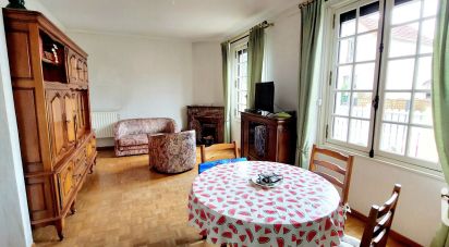 House 4 rooms of 75 m² in Savigny-sur-Orge (91600)