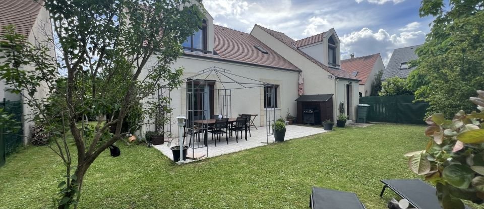 Traditional house 6 rooms of 140 m² in Saintry-sur-Seine (91250)