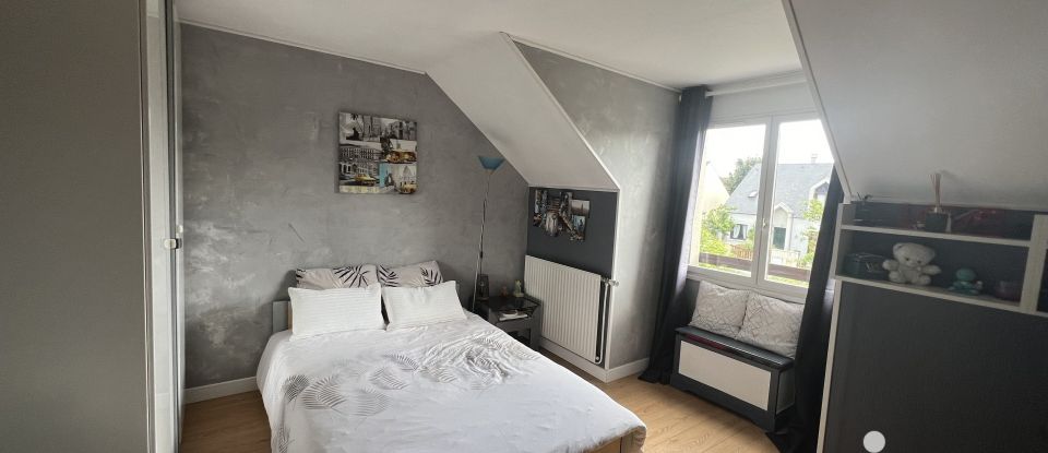 Maison traditionnelle 6 pièces de 140 m² à Saintry-sur-Seine (91250)