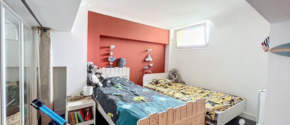 Duplex 3 rooms of 81 m² in Saint-Malo (35400)