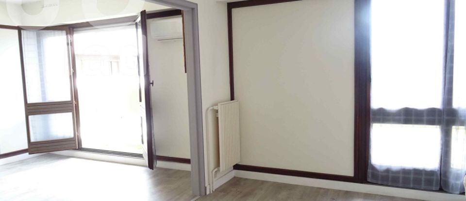 Apartment 4 rooms of 80 m² in Angoulême (16000)