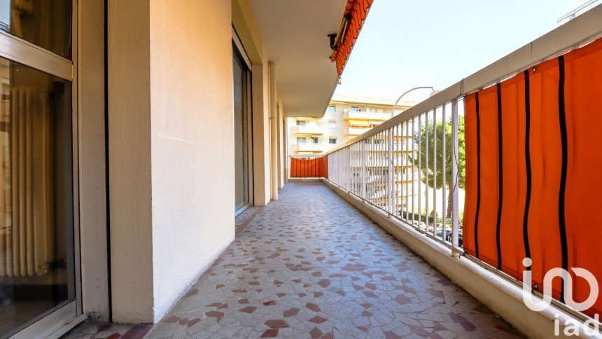 Apartment 4 rooms of 87 m² in Nice (06100)