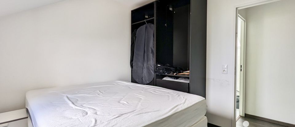 Apartment 2 rooms of 47 m² in Saint-Cyr-l'École (78210)