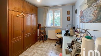 Traditional house 6 rooms of 95 m² in Montfermeil (93370)