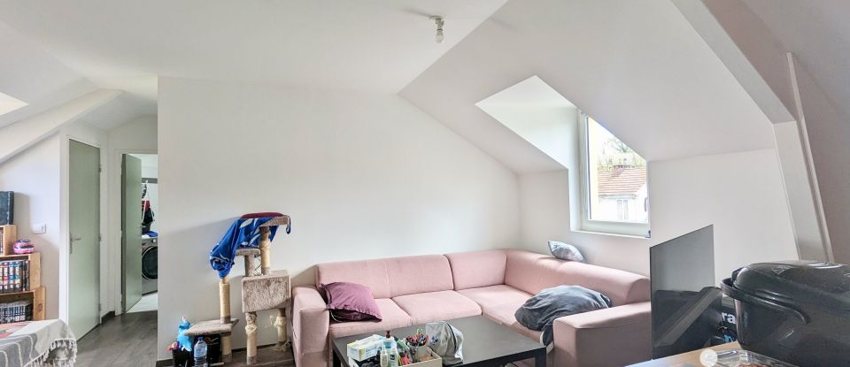 Appartement 2 pièces de 52 m² à Saint-Cyr-l'École (78210)