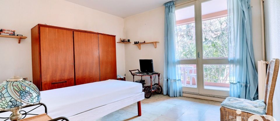 Apartment 3 rooms of 66 m² in Marseille (13011)