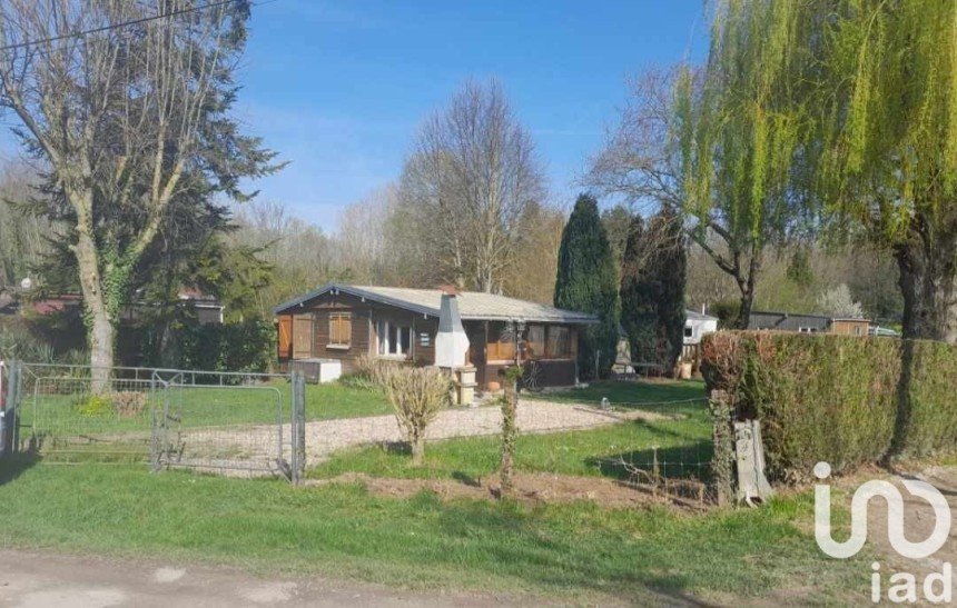 Terrain Loisirs de 840 m² à Misy-sur-Yonne (77130)