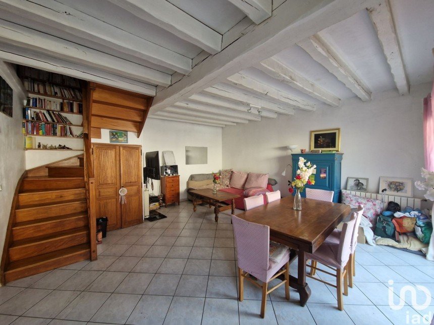 House 4 rooms of 70 m² in Ballancourt-sur-Essonne (91610)