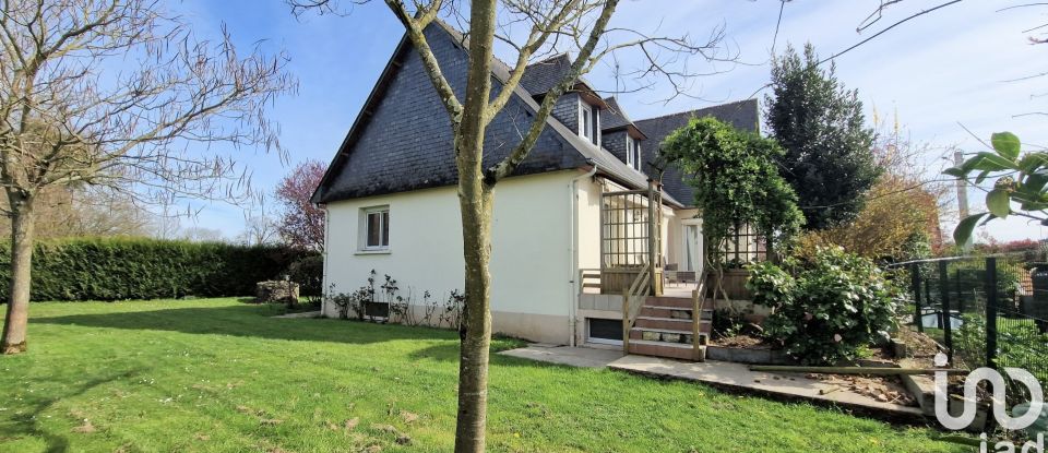 Traditional house 6 rooms of 147 m² in Romagné (35133)